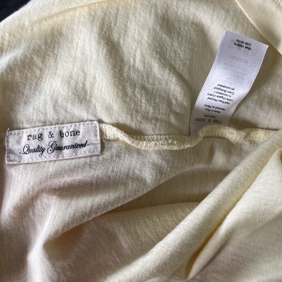 Rag & Bone pale yellow crew neck short sleeve tee. Center back seam. Medium. - Picture 5 of 5